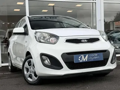Used Kia Picanto 68 HP (50 kW) 2013 White Hatchback