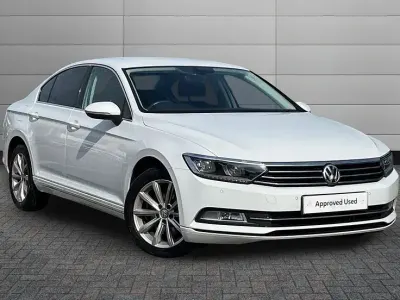 Used VW Passat Business 150 HP (110 kW) 2019 White Sedan