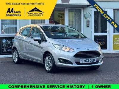 Used Ford Fiesta Zetec 125 HP (91 kW) 2013 Silver Hatchback