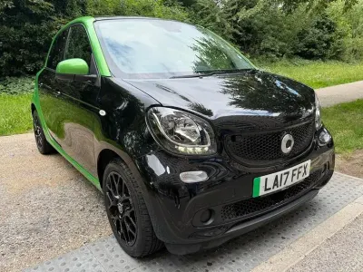 Used Smart ForFour Electric Drive Premium 58 kW (80 HP) 2017 Hatchback