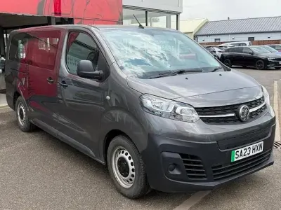 Used Vauxhall Vivaro 100 kW (136 HP) 2023 Grey MPV