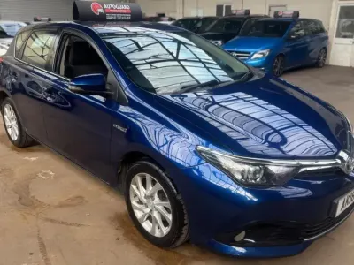 Używany Toyota Auris Hybrid
