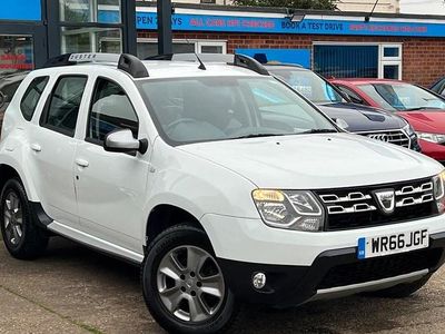 Used 2016 Dacia Duster Lauréate Estate | £7,480 (Fair price)