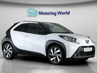 Used Toyota Aygo X 72 HP (52 kW) 2023 White SUV