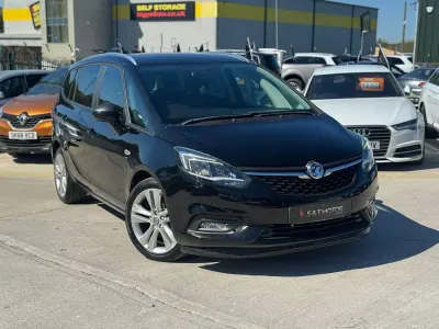 Second-hand Vauxhall Zafira SRi 140 CP (102 kW) 2016 Negru Monovolum