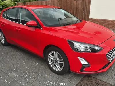 Używany Ford Focus Zetec 125 KM (91 kW) 2020 Czerwony Hatchback