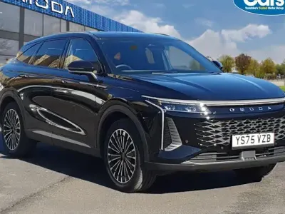 Used Omoda 9 449 HP (330 kW) 2025 SUV