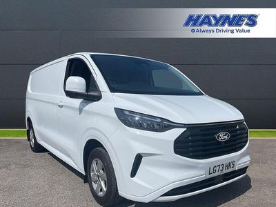 White Used 2023 Ford Transit Custom Limited Van | £21,995 (Fair price)
