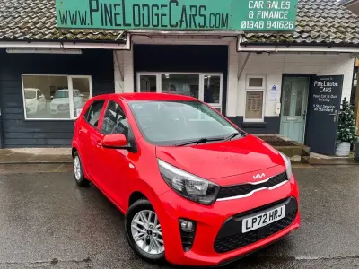 Używany Kia Picanto 66 KM (48 kW) 2023 Czerwony Hatchback