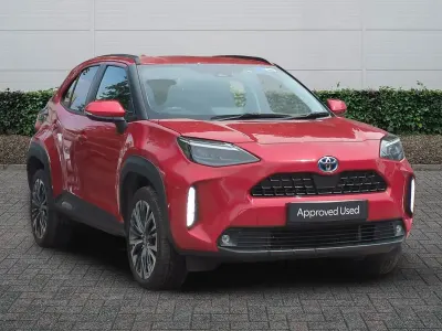 Used Toyota Yaris Hybrid 2023 Scarlet flare Estate