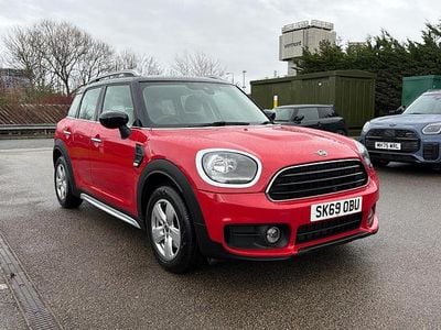 Used Mini Cooper Countryman Classic 134 HP (98 kW) 2019 Red SUV