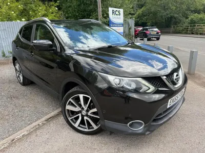 Used Nissan Qashqai Tekna 130 HP (95 kW) 2015 Black SUV