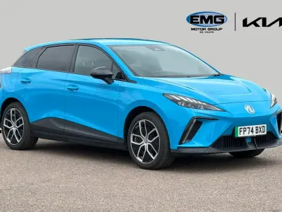 Usado MG MG4 EV Trophy 150 kW (204 HP) 2024 Azul Citadino