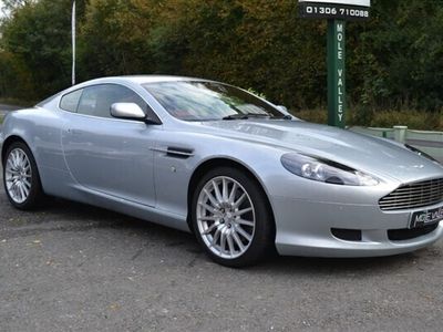 Aston Martin DB9