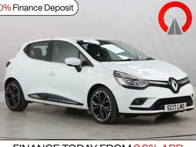 Used Renault Clio Dynamique 90 HP (66 kW) 2017 White Hatchback