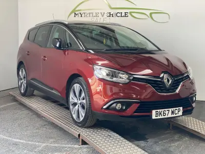 Used Renault Grand Scénic IV Dynamique 2017 Red/black MPV