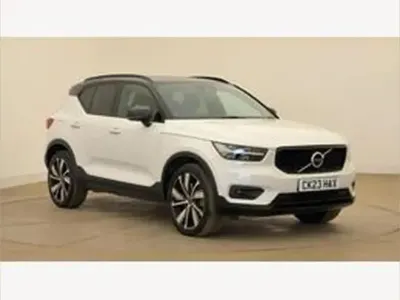Used Volvo XC40 R-Design Pro 258 HP (189 kW) 2023 White SUV