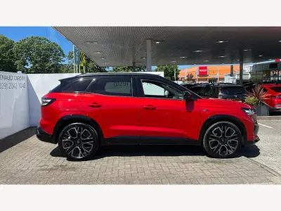 Used Renault Austral Iconic Esprit Alpine 2025 Red SUV