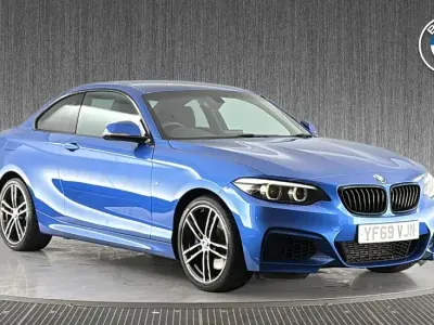 Usado BMW 218 M Sport 134 HP (98 kW) 2020 Azul Coupé