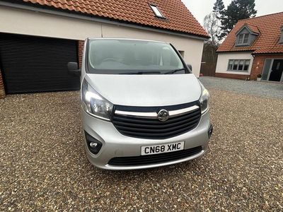 Used Vauxhall Vivaro Sportive 125 HP (91 kW) 2019 Silver MPV