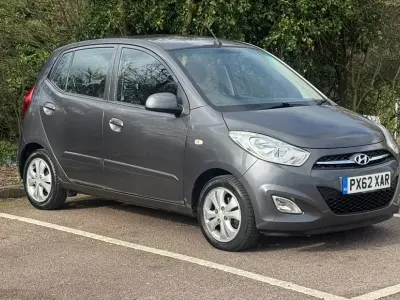 Usado Hyundai i10 Active 85 HP (62 kW) 2012 Cinzento Citadino