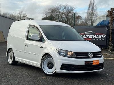 White Used 2017 VW Caddy Startline MPV | £9,480 (Expensive)