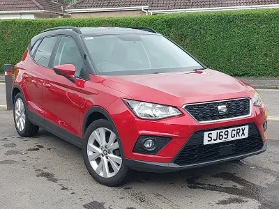 Used Seat Arona SE Technology 95 HP (69 kW) 2019 Red SUV