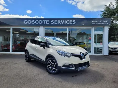 Used Renault Captur Dynamique 90 HP (66 kW) 2014 Cream/black SUV