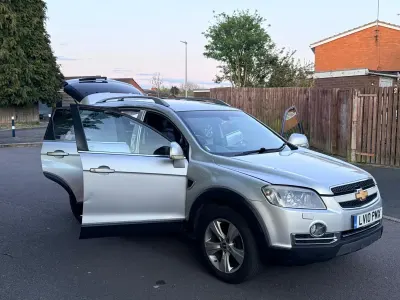 Second-hand Chevrolet Captiva LTZ 2010 Argintiu SUV