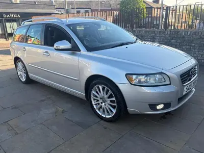 Używany Volvo V50 SE 115 KM (84 kW) 2012 Srebrny Kombi