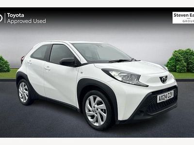 Used Toyota Aygo X PURE 72 HP (52 kW) 2025 SUV