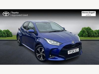 Used Toyota Yaris Hybrid Design 2024 Blue Hatchback