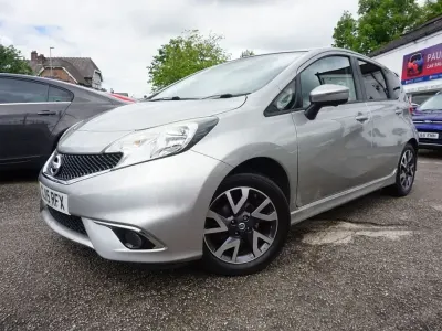 Used Nissan Note Tekna 90 HP (66 kW) 2015 Silver Hatchback