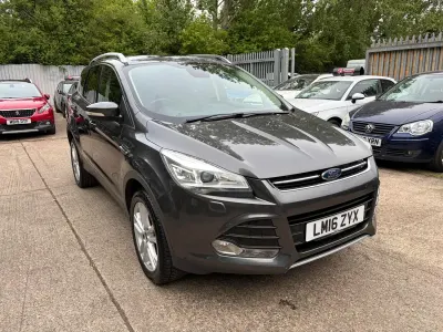 Käytetty Ford Kuga Titanium X 182 HP (133 kW) 2016 Harmaa Katumaasturi