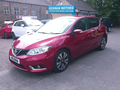 Used Nissan Pulsar N-TEC 110 HP (80 kW) 2014 Red Hatchback
