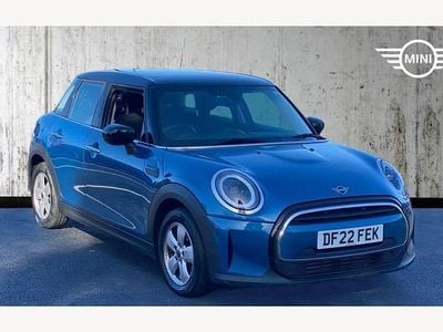 Used Mini Cooper Classic 134 HP (98 kW) 2022 Blue Hatchback