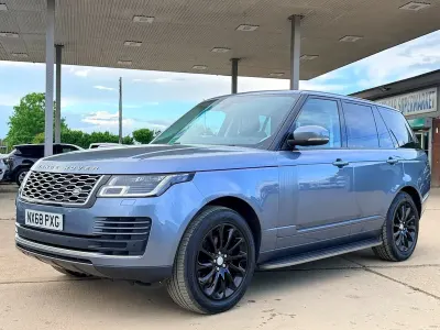 Używany Land Rover Range Rover S 275 KM (202 kW) 2018 Niebieski SUV