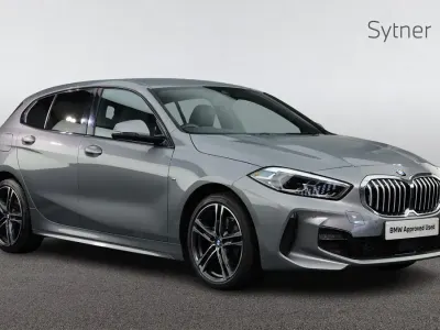 Usado BMW 118 M Sport 134 CV (98 kW) 2023 Gris Utilitario