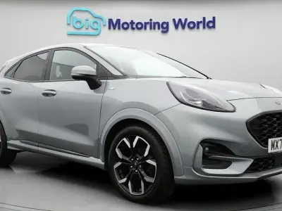 Usado Ford Puma ST-Line X 125 HP (91 kW) 2023 Prateado SUV