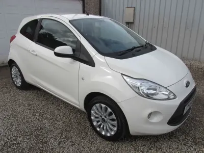 Used Ford Ka Zetec 69 HP (50 kW) 2015 White Hatchback