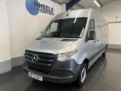 Begagnad Mercedes Sprinter 2025 Silver Van