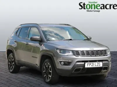 Begagnad Jeep Compass Trailhawk 170 HK (125 kW) 2021 Grå SUV