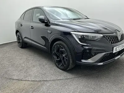 Begagnad Renault Arkana Esprit Alpine 143 HK (105 kW) 2024 Svart SUV