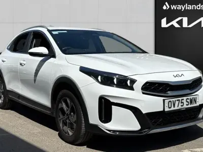 Used Kia XCeed 2025 White SUV