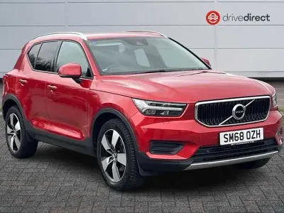 Used Volvo XC40 Momentum 150 HP (110 kW) 2018 Red SUV