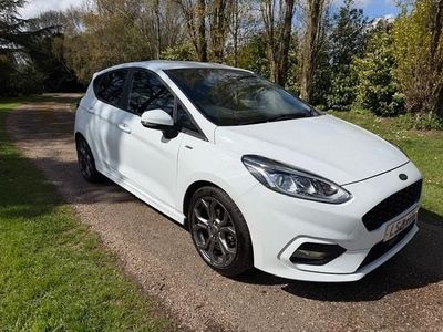 Usado Ford Fiesta ST-Line 95 HP (69 kW) 2021 Branco Citadino