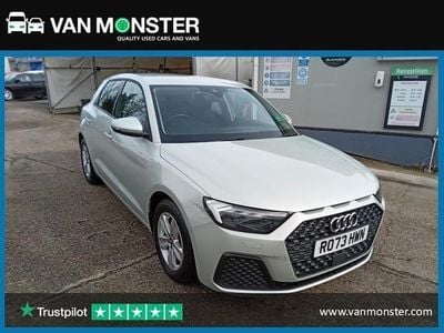 Usado Audi A1 2023 Prateado SUV
