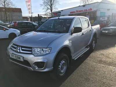 Second-hand Mitsubishi L200 134 CP (98 kW) 2016 Argintiu Pickup