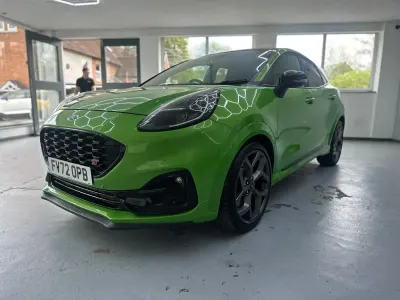 Usado Ford Puma ST 200 HP (147 kW) 2022 Verde SUV