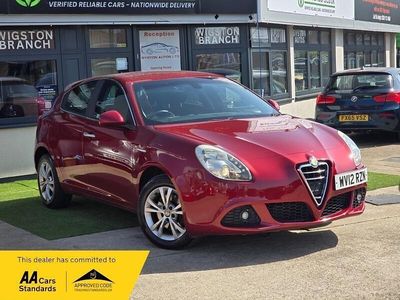 Used Alfa Romeo Giulietta Lusso 140 HP (102 kW) 2012 Red Hatchback